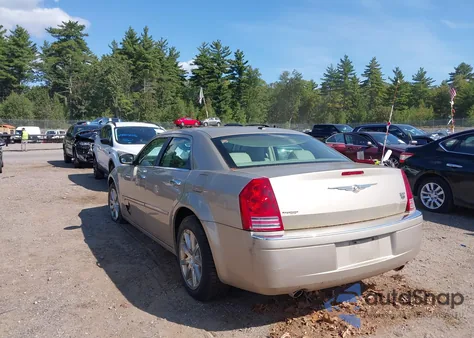 2009 Chrysler 300C Hemi from USA, damaged, VIN 2C3KA63T69H609993